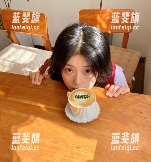 155.7fun 每次登上155.7fun网址的时候,我都觉得生活真像一场‘低配的华丽’演出!