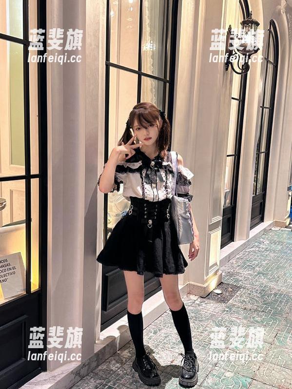 翻翻51cgfun网页，发现原来大家都在愤怒表达着