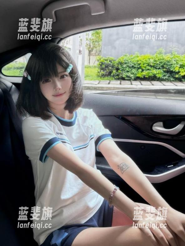 51吃瓜app：视频成了围观的背景，不拍都不行啊！
