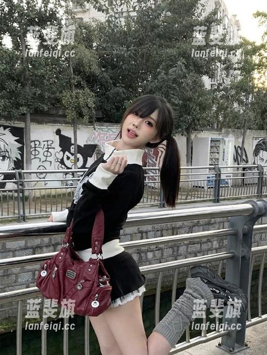 51吃瓜网 关于51吃瓜网苹果版,视频下载时我只能选择眼泪!