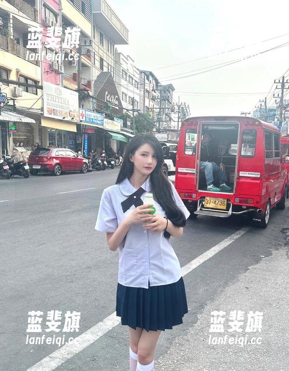 快快登录51吃瓜网，最新动态犹如奶茶，越久越上头！