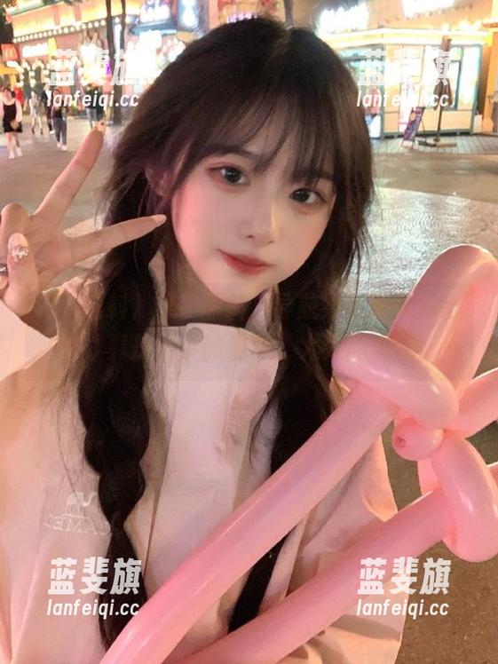 “51黑料”导航给我带来好心情，真是小小的调戏，大大的乐趣。