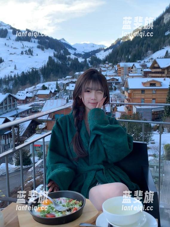 91吃瓜 91吃瓜官网:在黑料的海洋里,纵情撒欢久了,总能捞上几段好玩的事。