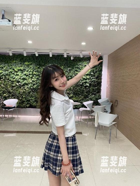分享一些我在hlw上看到的奇葩瞬间，声称‘我爱你’的居然是个机器人！不愧是未来科技啊！
