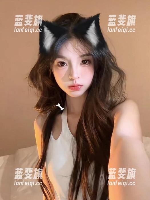 我打开hlw传送门，脑子一抽就看了个云端八卦…