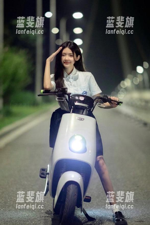 zzzttt48导航，让你瓜到天荒地老，快来加入吃瓜大军！