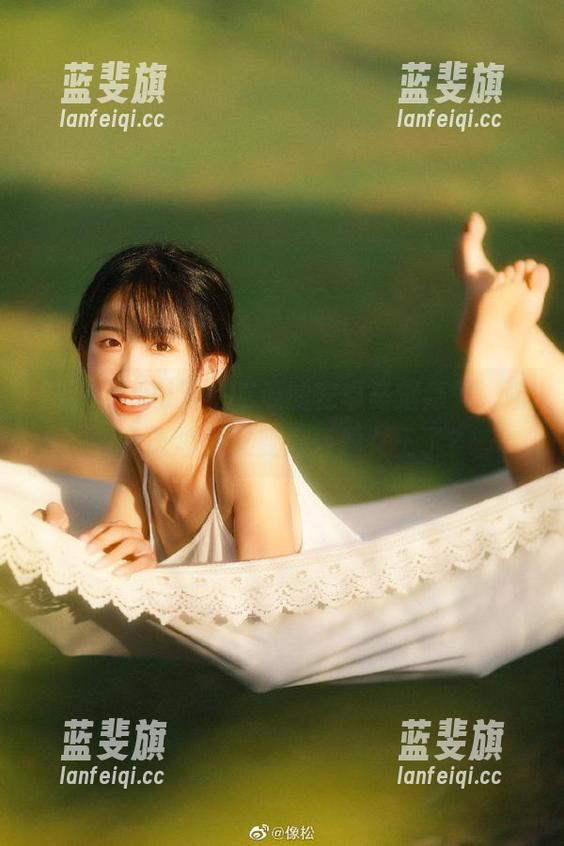 五一吃瓜的安卓乌烟瘴气，娜娜今天怎么又变身话题女王了？