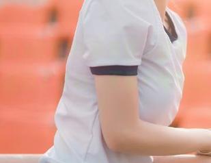 吃瓜91苹果版，仿佛把整个网的八卦搬到了手心，不看不睡觉就走宝了！
