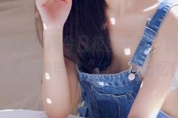 吃瓜网今日校园干货，快下载来分享你的毕业“华丽”记忆！