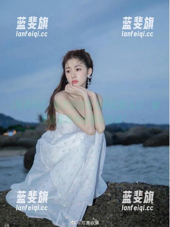 吃瓜网红 每次经过吃瓜网红的入口,都是我最期待的福利时刻!