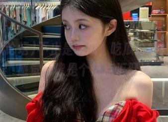 不止是吃瓜，吃瓜论坛的地址感觉好像是个热点汇聚地