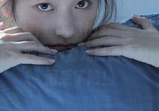 吾爱吃瓜ios：回家的路上，耳边似乎还回响着看戏时的对白，太有画面感了吧！