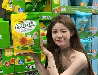 你还在等什么？赶快下载泡泡吃瓜，掌握黑料网的鲜货！