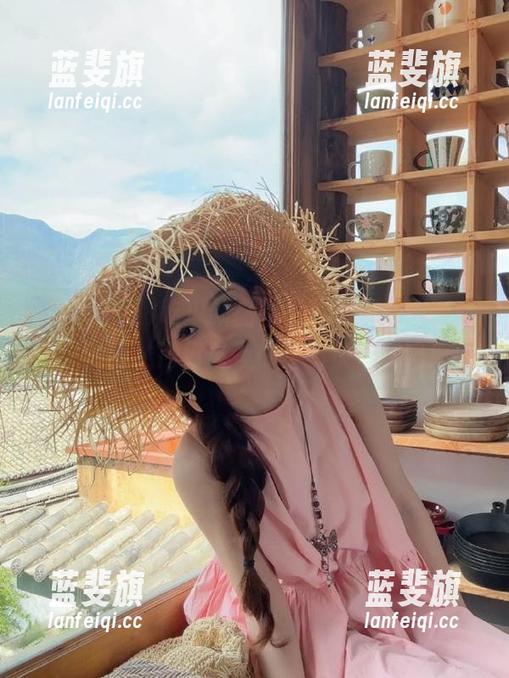 网曝吃瓜 吃瓜新品到货,已经在网曝吃瓜的传送门门口等你了,快来扫码!