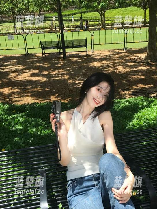 瓜田深处，网曝吃瓜官网的评论区总是充满了不可思议的声音。