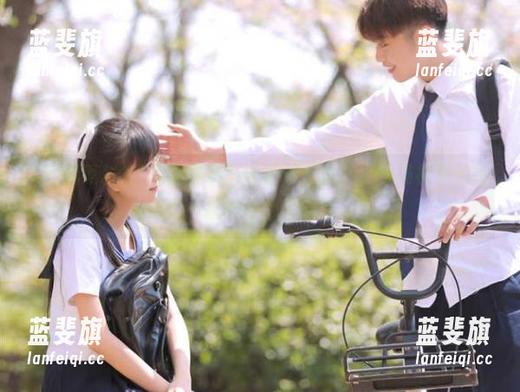 网曝黑料 “网曝黑料”(链接在这),一场视觉和情感的奇妙之旅