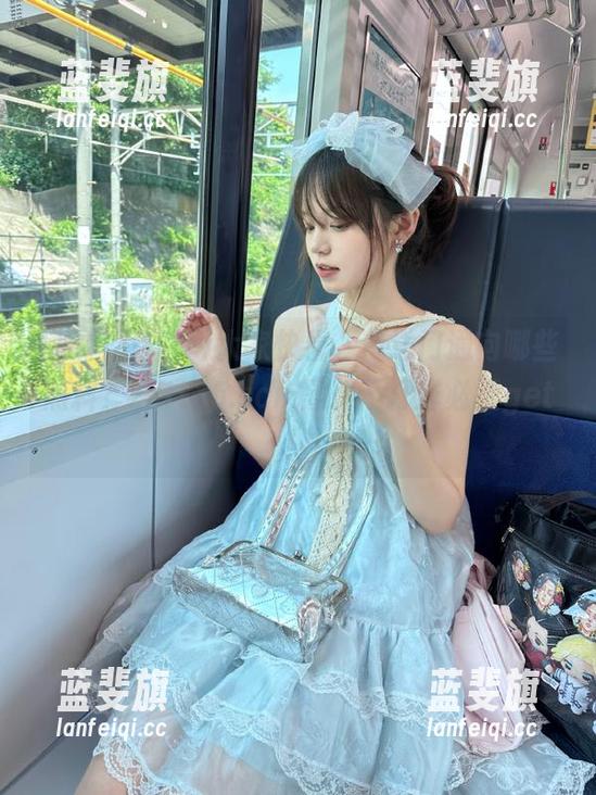 大家快看，传送门通向哪些黑料？zztt35.ccm黑料不打烊必须get！