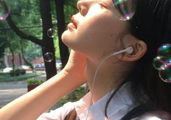 观看每天的新鲜出炉，只为在黑料不打烊里揭开新一轮的瓜！
