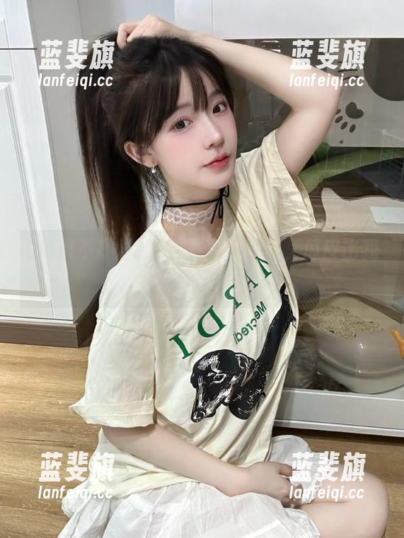 观看黑料不打烊，瓜皮比我的晚餐还丰富！