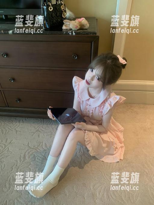 朋友问我哪里有黑料，我说直达万里长征黑料不打烊，看我不带你飞！