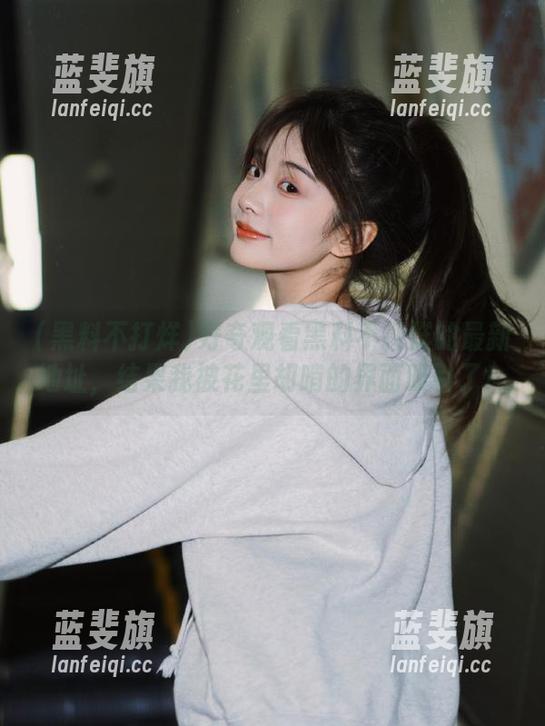 好奇观看黑料不打烊的最新地址，结果我被花里胡哨的界面吸引了！