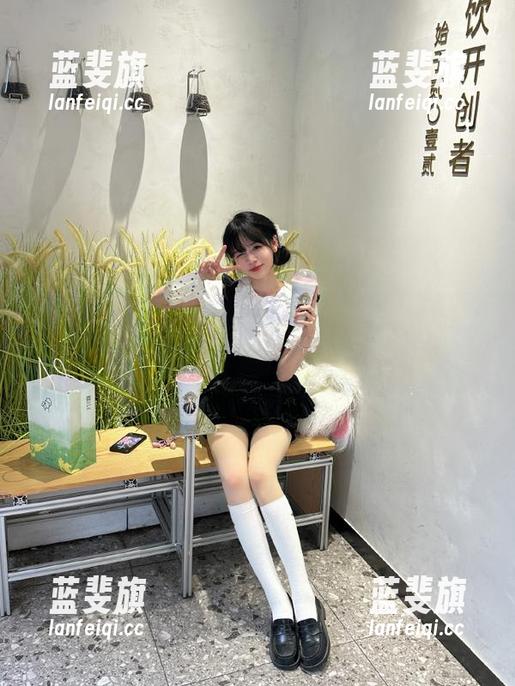 “黑料吃瓜网”新网页上线，你的八卦成瘾症又要犯了！