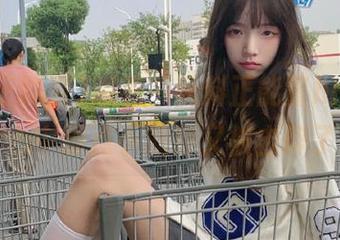 观看“黑料正能量hl”后，我心中那点小期待又被击碎了。