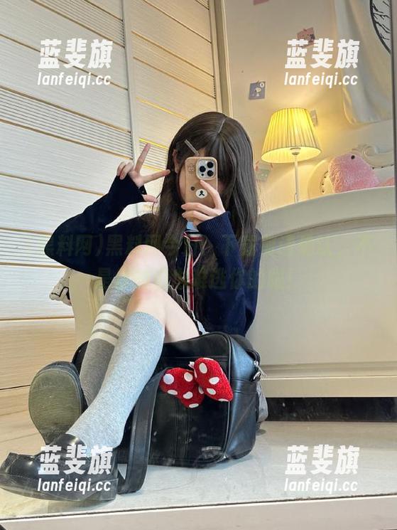 黑料网 黑料网今日:下载前请确认,不是你的瓜也难逃你的眼!
