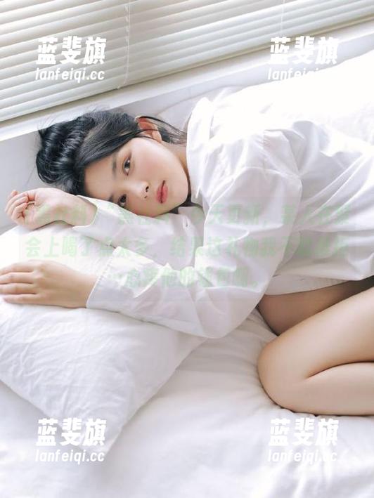 黑社料 “黑社料”今天更新,某人在聚会上喝了点太多,结果这礼物我不敢推拒…心疼他的钱包啊。